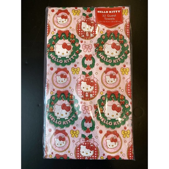 HELLO KITTY Holiday CHRISTMAS WREATHS 32 Guest‎ Towels 3-Ply Paper Party Napkins - Picture 1 of 3